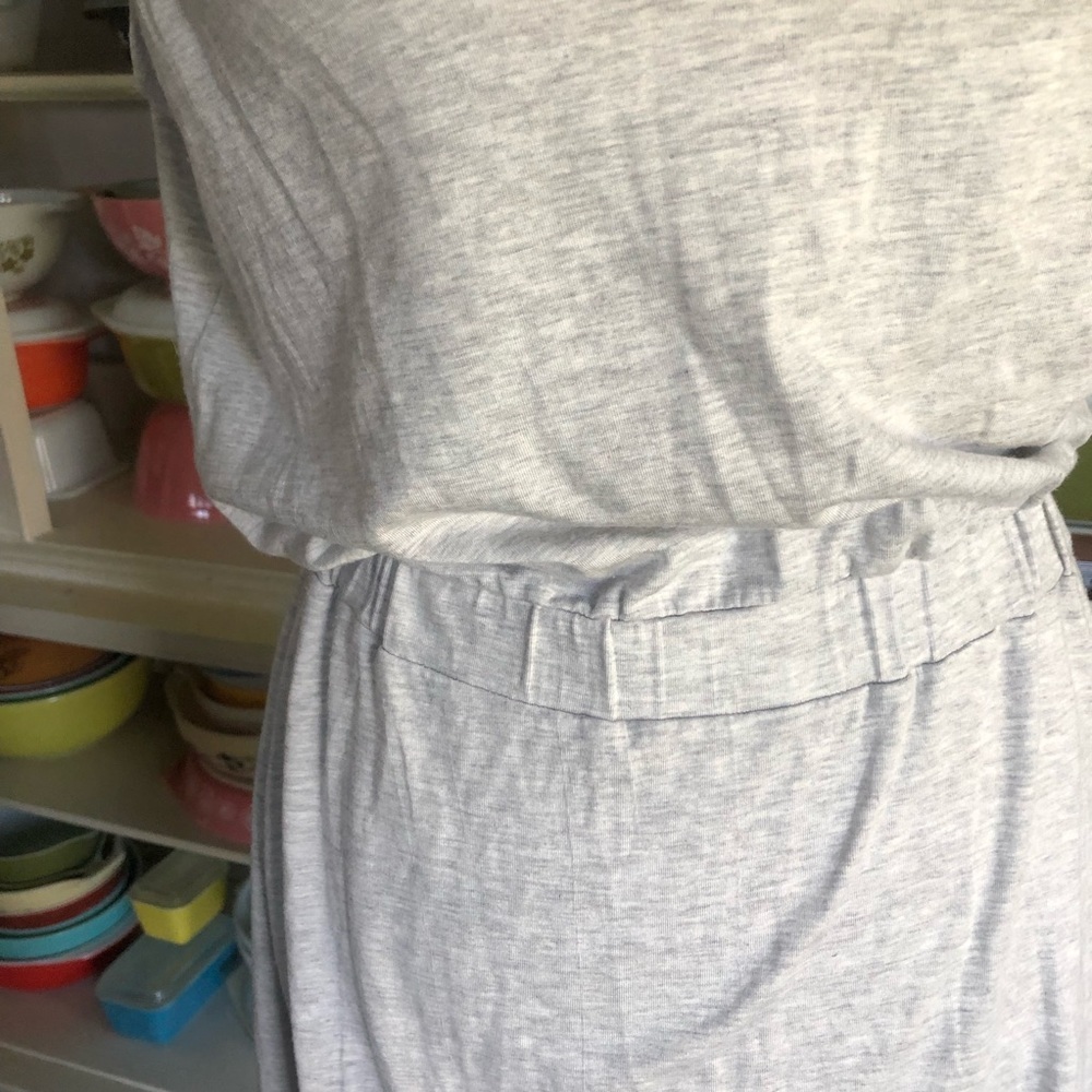 Athleta Heather Gray Dress w/ Criss Cross Back - Size Small - Picture 5 of 16